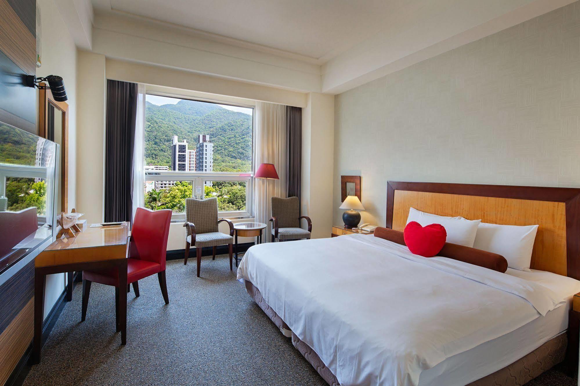 Hotel Les Champs Jiaoxi Luaran gambar